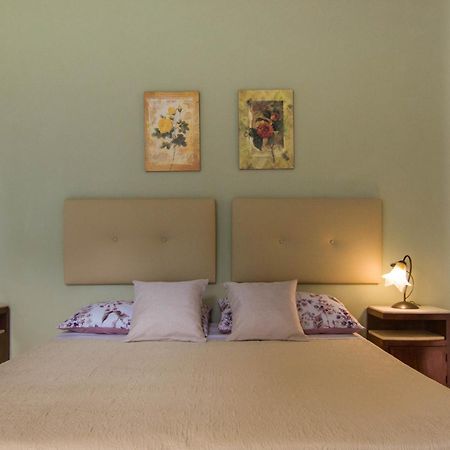 B&B Del Viale Bacu Abis Exterior photo