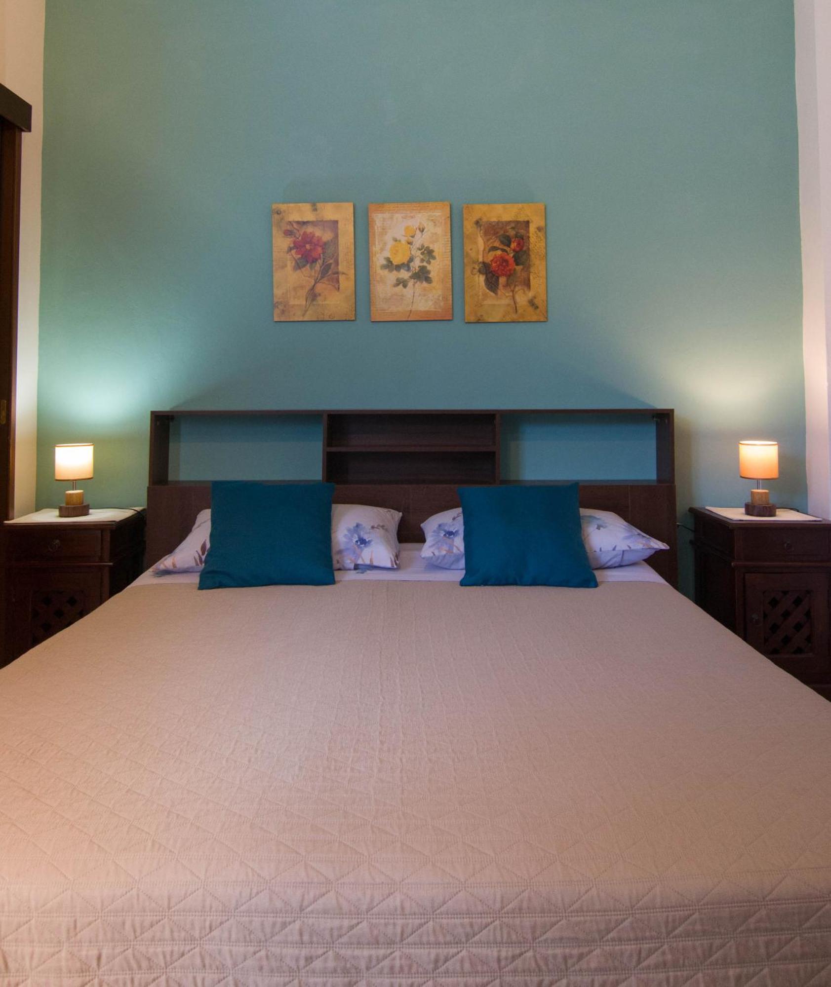 B&B Del Viale Bacu Abis Exterior photo