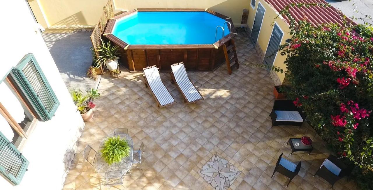 B&B Del Viale Bacu Abis Exterior photo