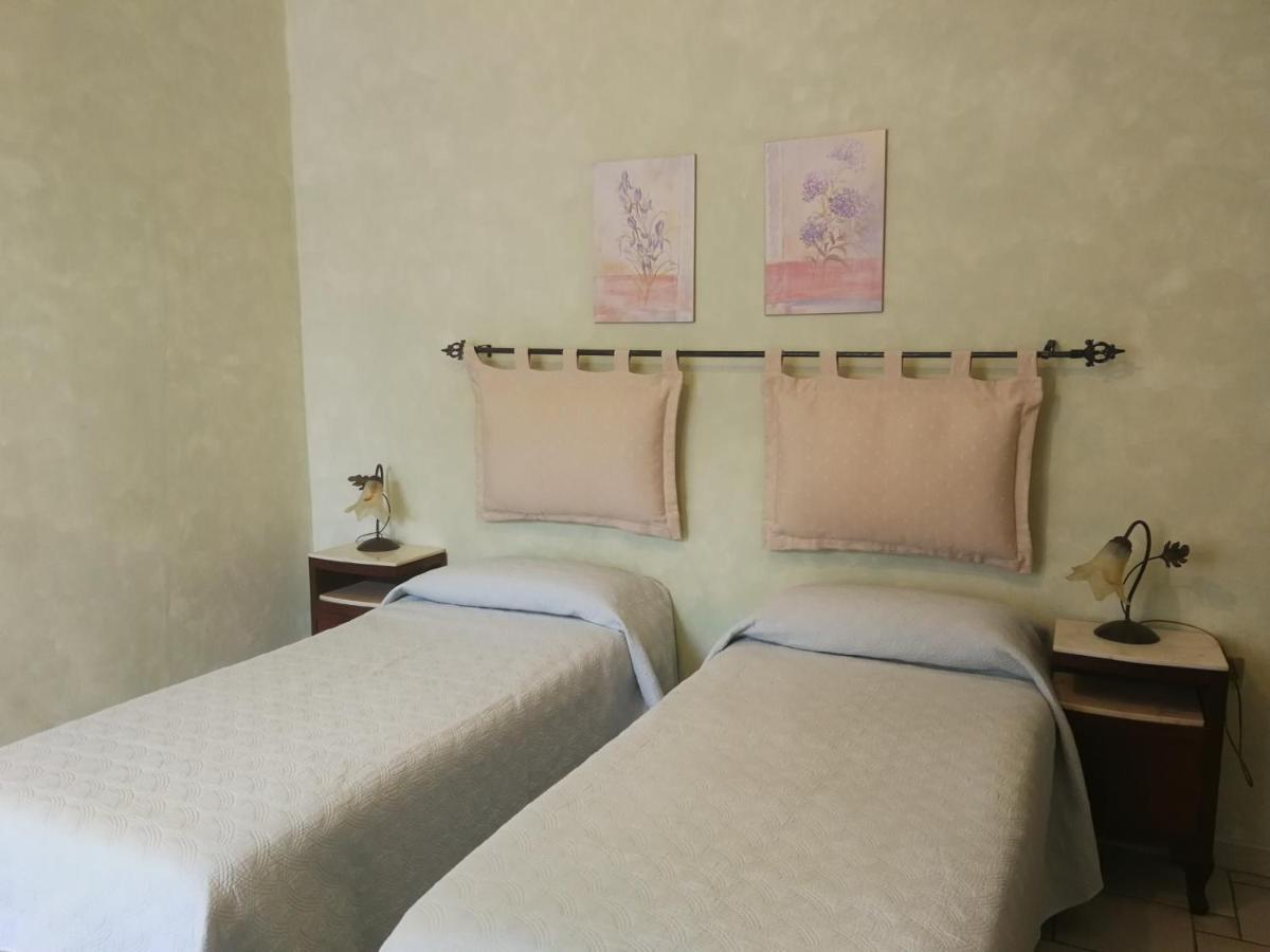 B&B Del Viale Bacu Abis Exterior photo